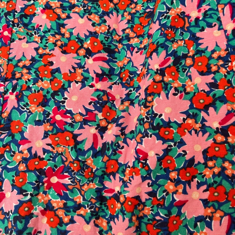 Floral Midi - A Summer Staple! - Picture 2 of 4